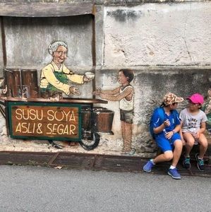 Meet your Posher, Juliana